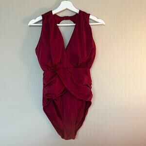 NWOT Women’s one-piece swimsuit, size EU 42